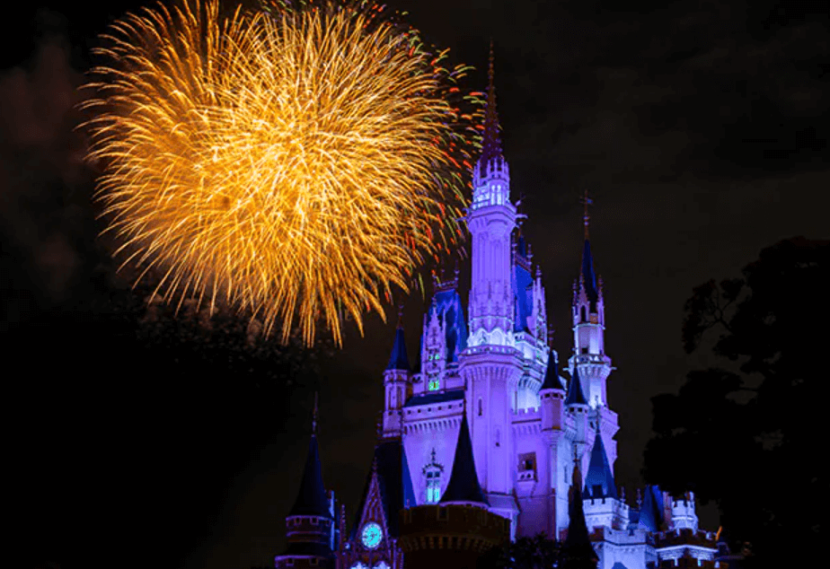 東京ディズニーランドのディズニークリスマス2024のイベント内容