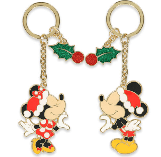 ディズニークリスマスグッズ2025!ミッキー達がデザインされたクリスマスにピッタリのグッズが11月10日に発売!!