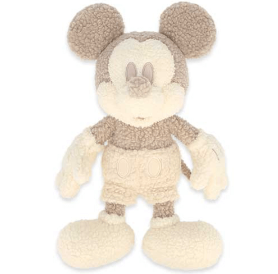 東京ディズニーリゾートよりフワフワ素材の華やかなグッズが発売!身に着けグッズやぬいぐるみバッジが登場