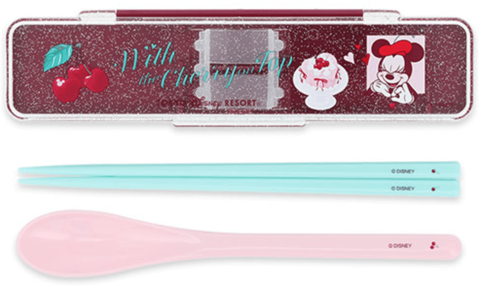 東京ディズニーリゾートでは、さくらんぼとミニーマウスがデザインされた大人かわいいグッズが2026年2月5日(木)に発売